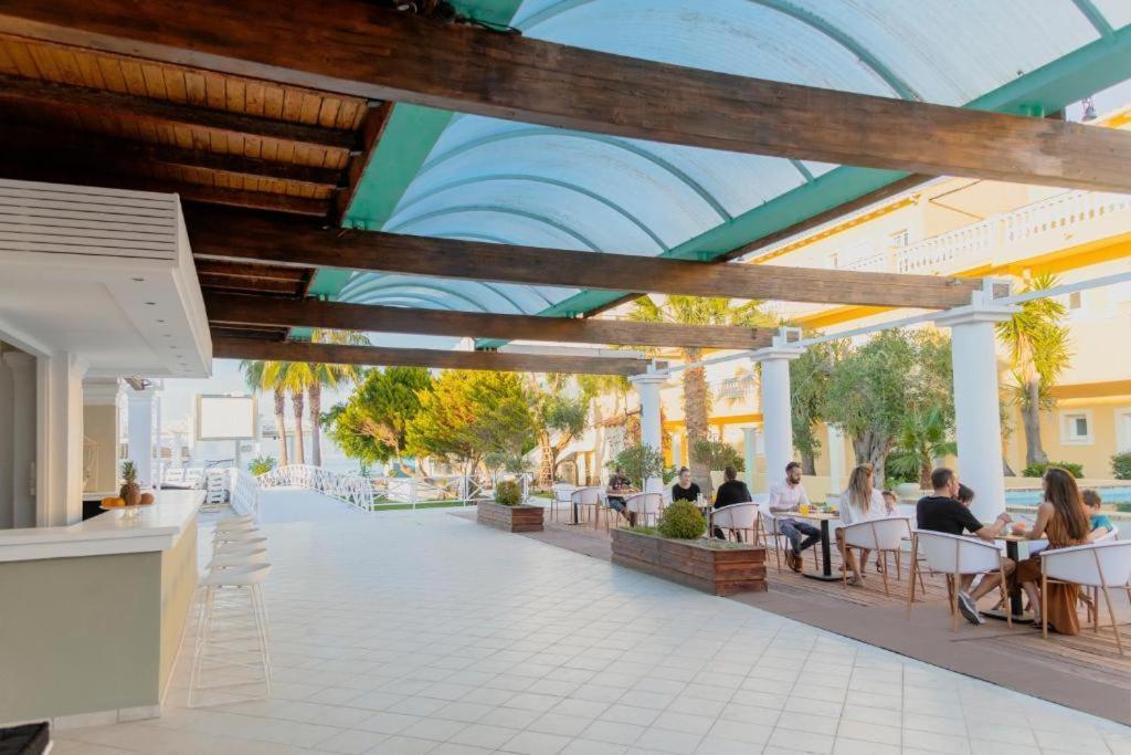 Olive Grove Aparthotel กาวอส ภายนอก รูปภาพ